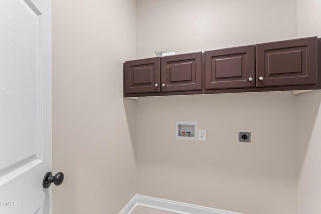 59 Jc Drive, Pine Level, NC 27568