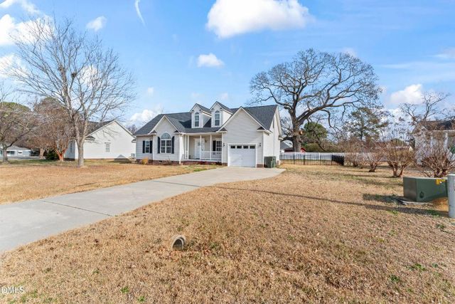 59 Jc Drive, Pine Level, NC 27568