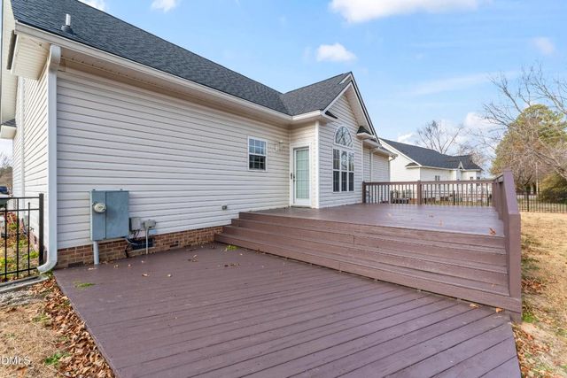 59 Jc Drive, Pine Level, NC 27568