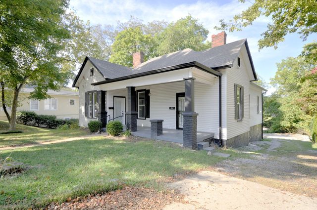 610 Greenwood Ave Apt A, Clarksville, TN 37040