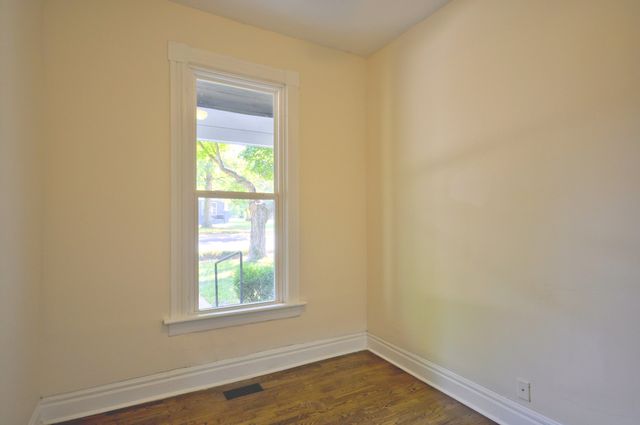 610 Greenwood Ave Apt A, Clarksville, TN 37040