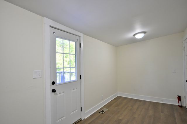 610 Greenwood Ave Apt A, Clarksville, TN 37040