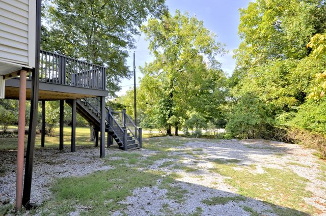 610 Greenwood Ave Apt A, Clarksville, TN 37040