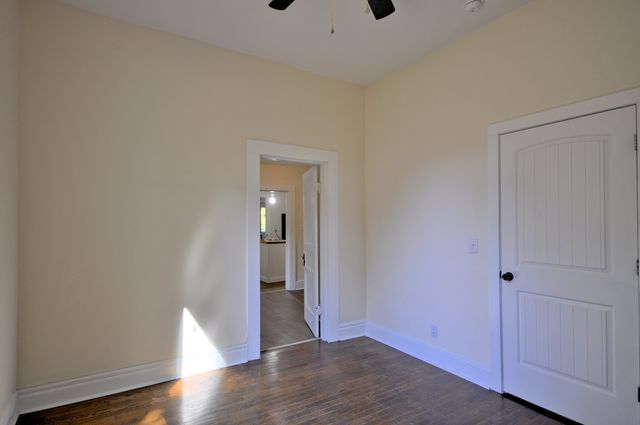 610 Greenwood Ave Apt A, Clarksville, TN 37040
