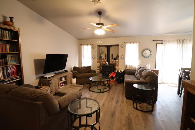 3528 Silverwood Street, Redding, CA 96002