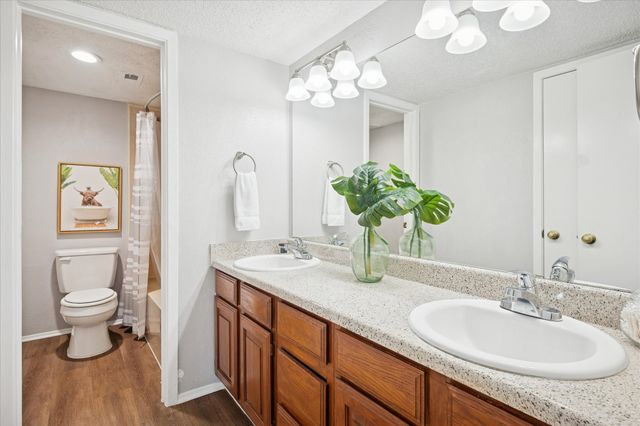 13144 Burninglog Lane, Dallas, TX 75243