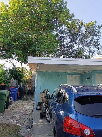 2731 NW 16TH Court, Fort Lauderdale, FL 33311