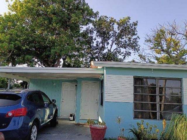 2731 NW 16TH Court, Fort Lauderdale, FL 33311