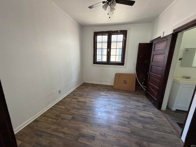 830 Madison Avenue, Evansville, IN 47715