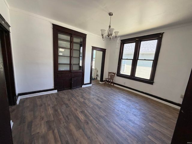 830 Madison Avenue, Evansville, IN 47715