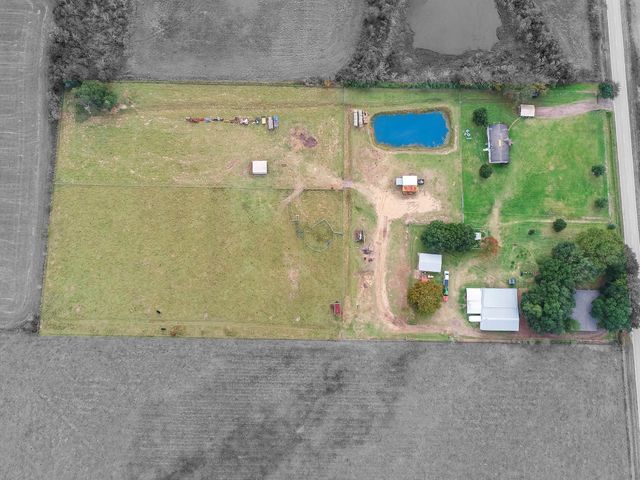 22234 Fields Store Road, Waller, TX 77484