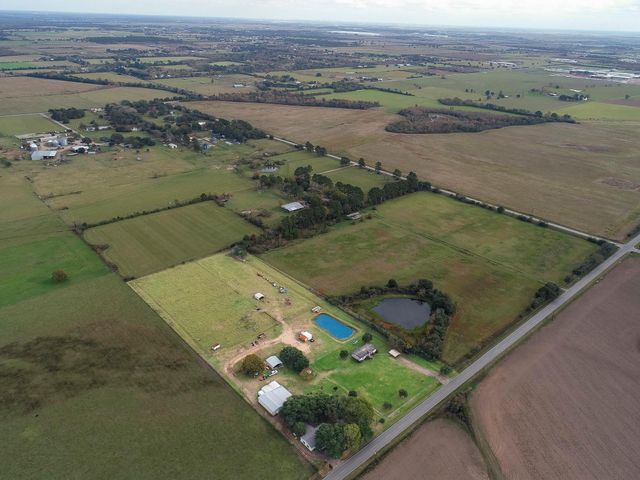 22234 Fields Store Road, Waller, TX 77484