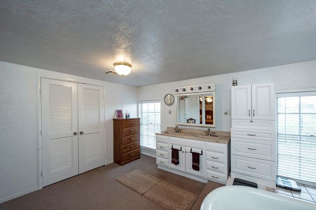 22234 Fields Store Road, Waller, TX 77484