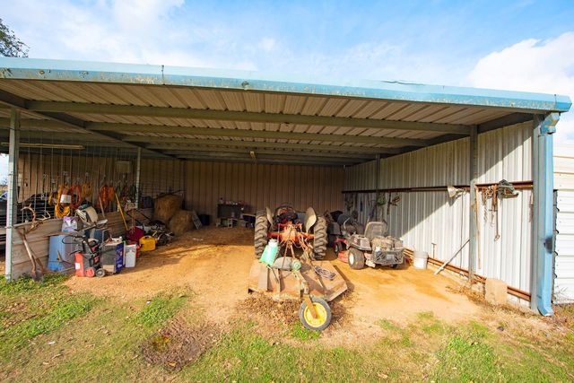 22234 Fields Store Road, Waller, TX 77484