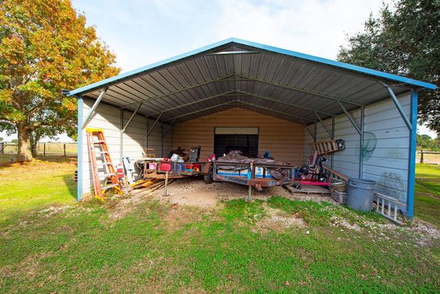 22234 Fields Store Road, Waller, TX 77484