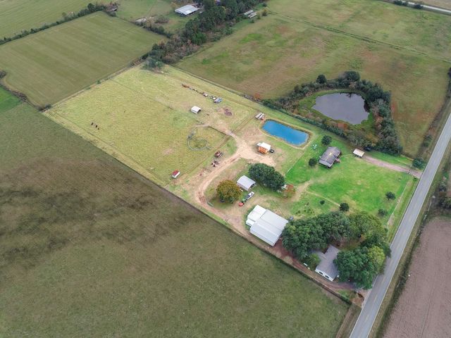 22234 Fields Store Road, Waller, TX 77484