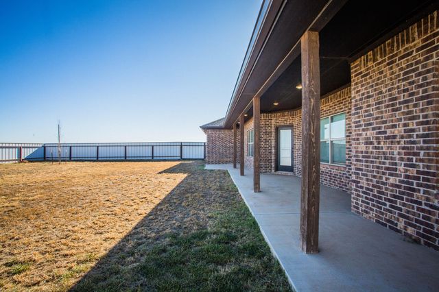 6710 N County Road 1100, Shallowater, TX 79363