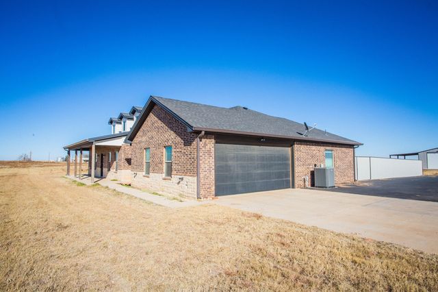 6710 N County Road 1100, Shallowater, TX 79363