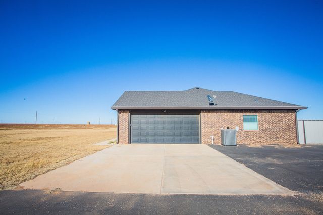 6710 N County Road 1100, Shallowater, TX 79363