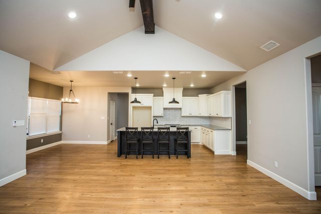 6710 N County Road 1100, Shallowater, TX 79363