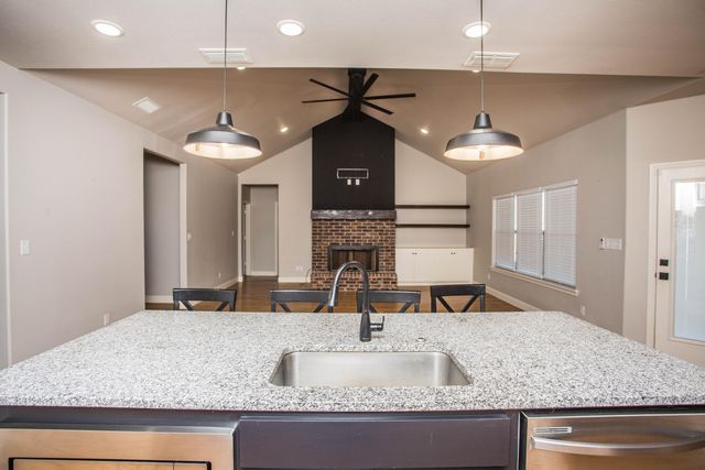 6710 N County Road 1100, Shallowater, TX 79363