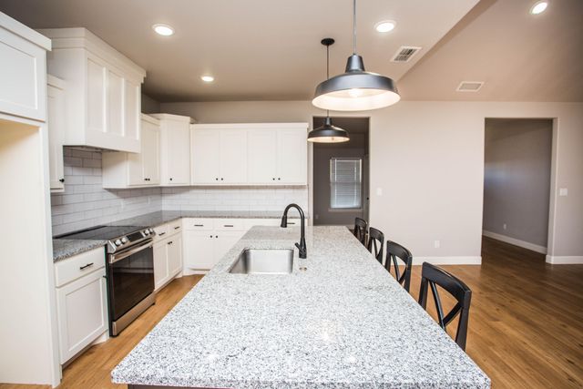 6710 N County Road 1100, Shallowater, TX 79363