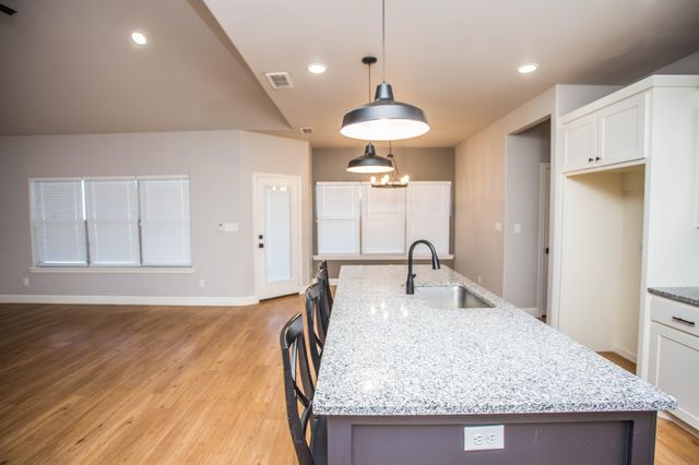 6710 N County Road 1100, Shallowater, TX 79363