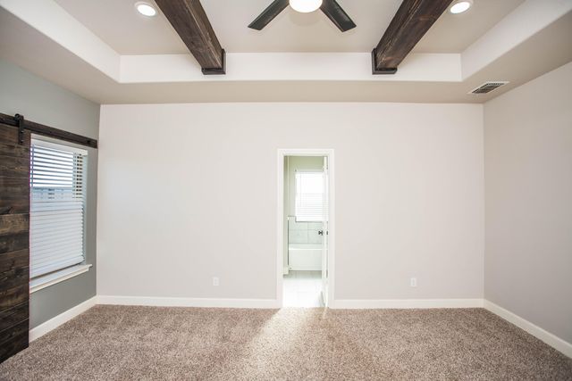 6710 N County Road 1100, Shallowater, TX 79363