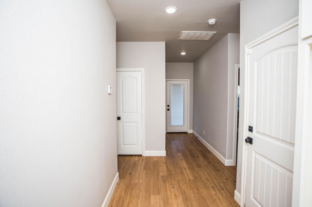 6710 N County Road 1100, Shallowater, TX 79363