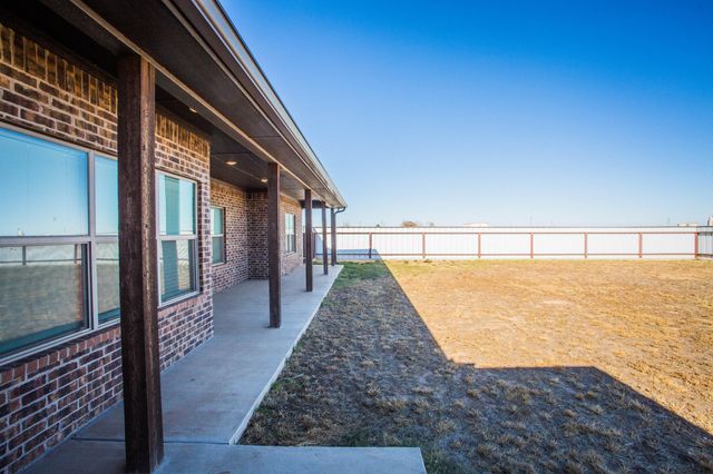 6710 N County Road 1100, Shallowater, TX 79363