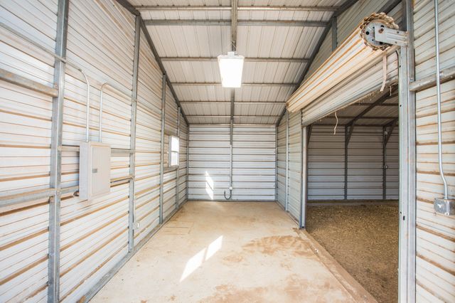 6710 N County Road 1100, Shallowater, TX 79363