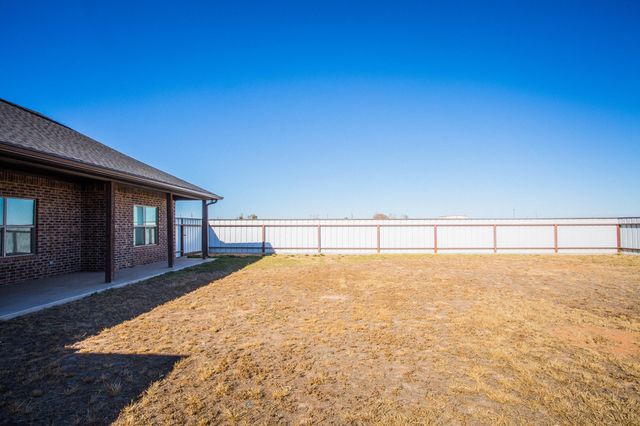 6710 N County Road 1100, Shallowater, TX 79363