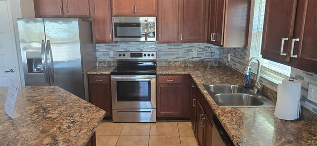 1061 CITRUS LANDING BOULEVARD, Davenport, FL 33837