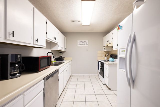 5805 Samantha Street, Fayetteville, AR 72704