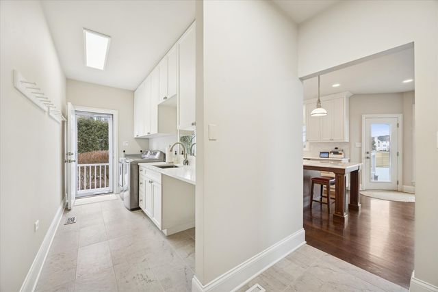 6837 Fieldstone Drive, Burr Ridge, IL 60527