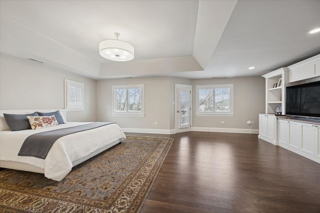 6837 Fieldstone Drive, Burr Ridge, IL 60527