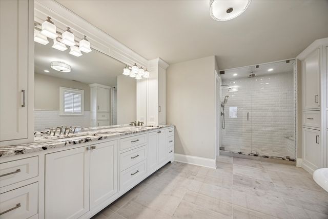 6837 Fieldstone Drive, Burr Ridge, IL 60527