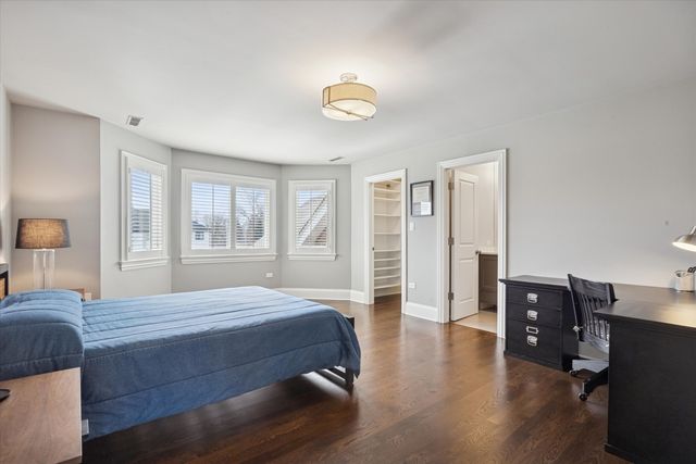 6837 Fieldstone Drive, Burr Ridge, IL 60527