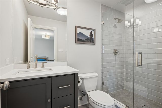 6837 Fieldstone Drive, Burr Ridge, IL 60527