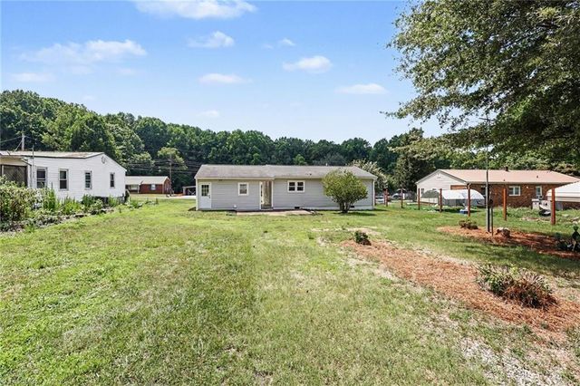 3372 Beavercreek Road, Randleman, NC 27317