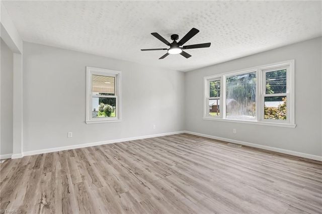 3372 Beavercreek Road, Randleman, NC 27317