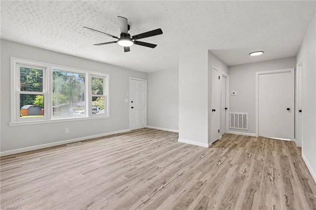 3372 Beavercreek Road, Randleman, NC 27317