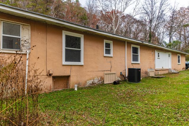 3269 N Hwy 341, Rossville, GA 30741