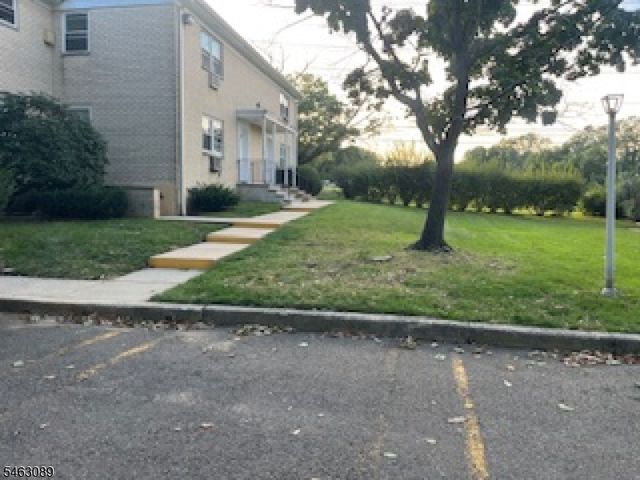 406 Cranbury Rd Apt 3 3, East Brunswick Twp., NJ 08816