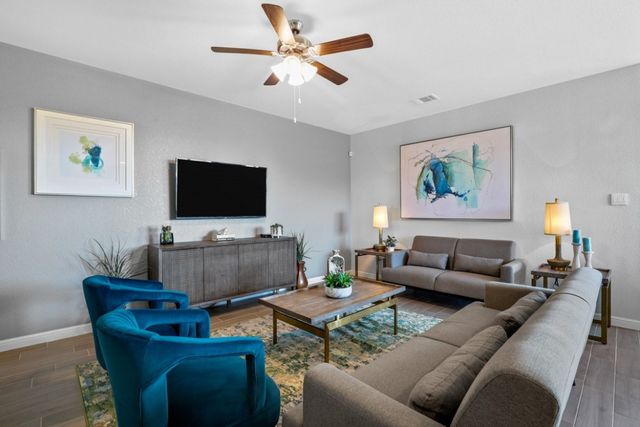 8913 BOULDER OAK Boulevard, Fort Worth, TX 76131