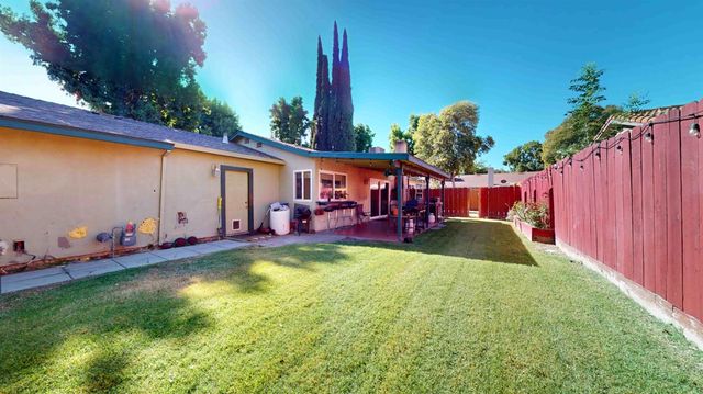 4005 Honey Creek Rd, Modesto, CA 95356