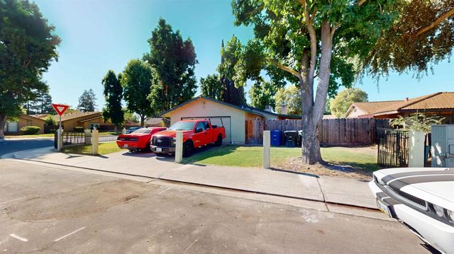 4005 Honey Creek Rd, Modesto, CA 95356