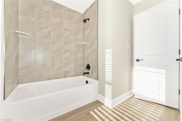 3453 Robindale Drive, Winston-salem, NC 27107