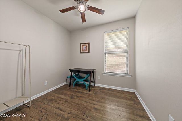 339 Forest Grove Drive, Youngsville, LA 70592