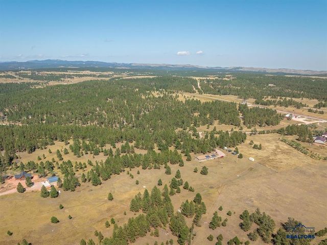 11981 MOUNTAIN LION LN, Hot Springs, SD 57747